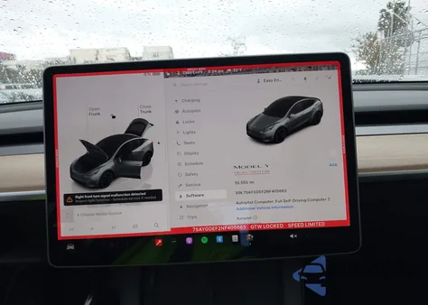 2022 Tesla Model Y Performance Dual Motor All-Wheel Drive z USA, uszkodzony, nr VIN 7SAYGDEF2NF405663